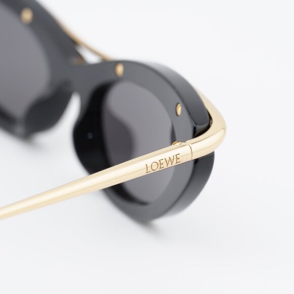 Loewe LW40166I 01A Sunglasses Shiny Black/Gold Cat Eye Frame, Grey Lenses
